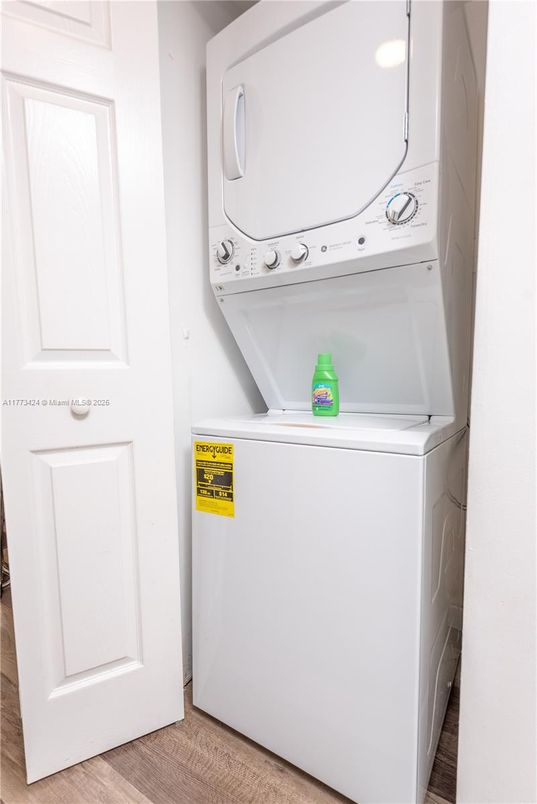 Interior, Utility Closets, Washer