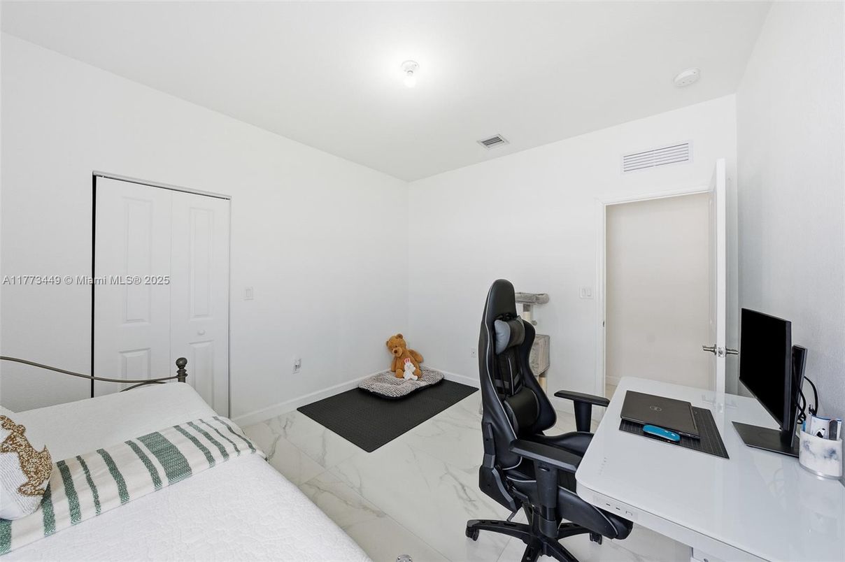 Bedroom, Home Office, Interior, Marble