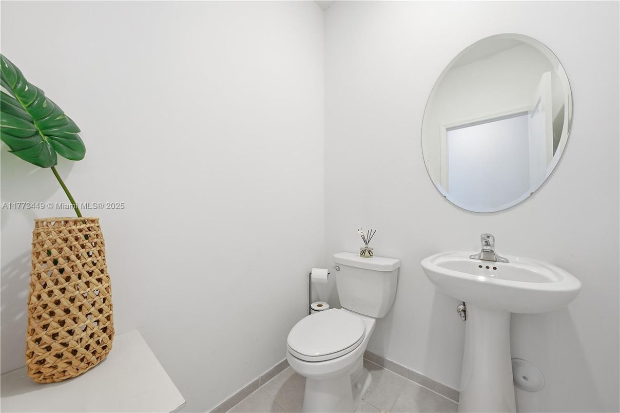 Bathroom, Interior