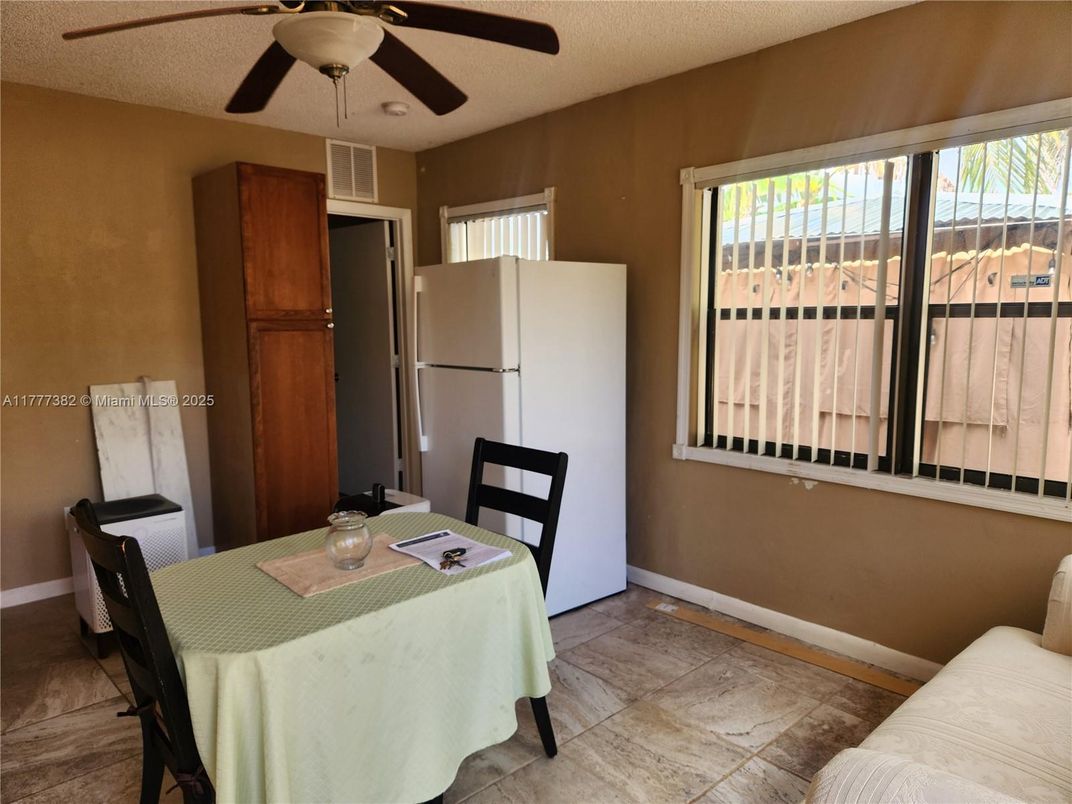 Dining room, Interior
