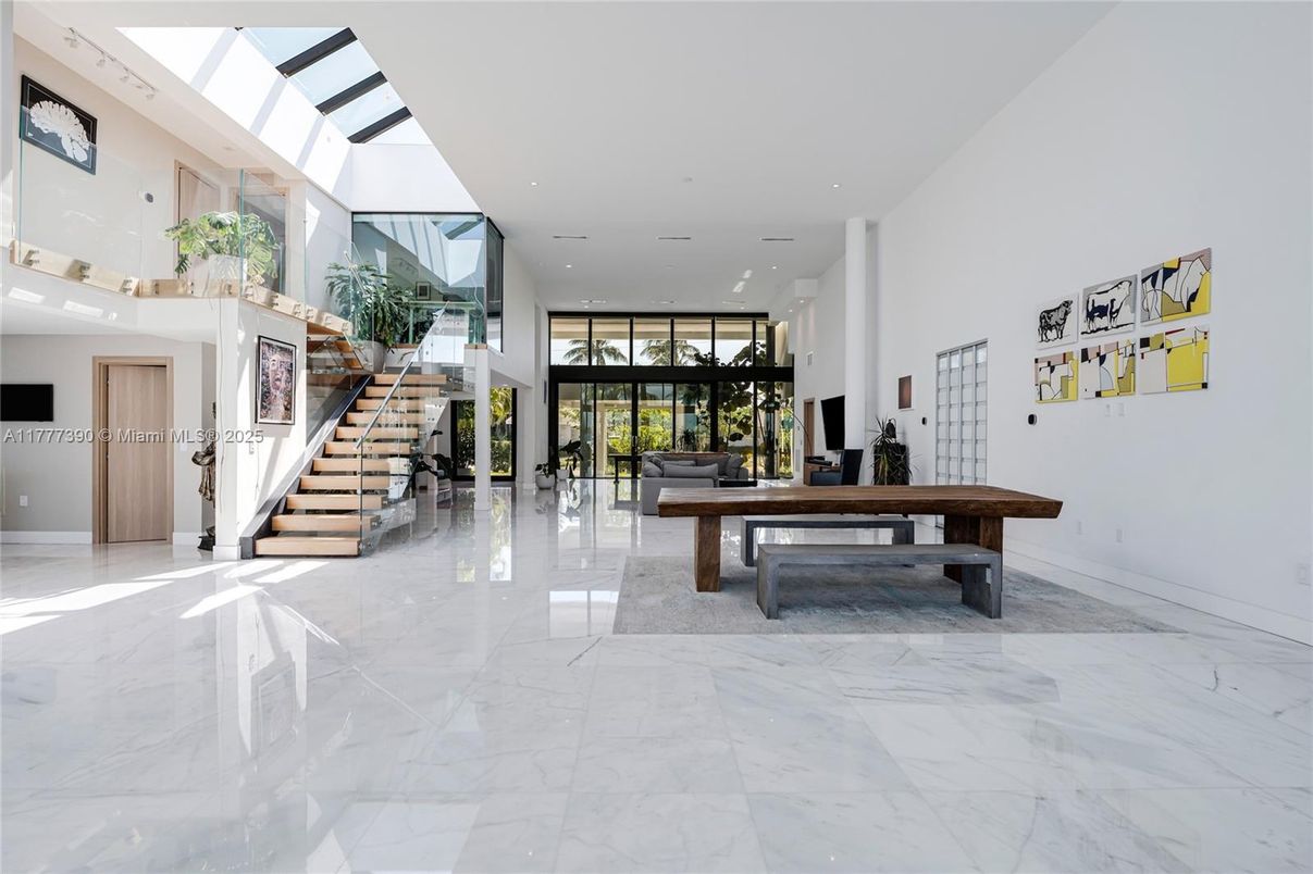 Billiard Table, Game Room, Interior, Marble, Recessed Lighting