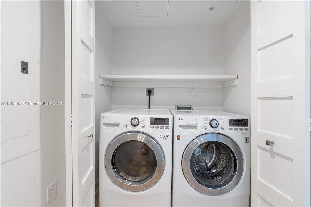 Interior, Utility Closets, Washer