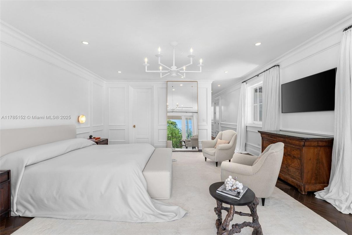 Bedroom, Chandelier, Interior, Recessed Lighting, Wood Texture Flooring