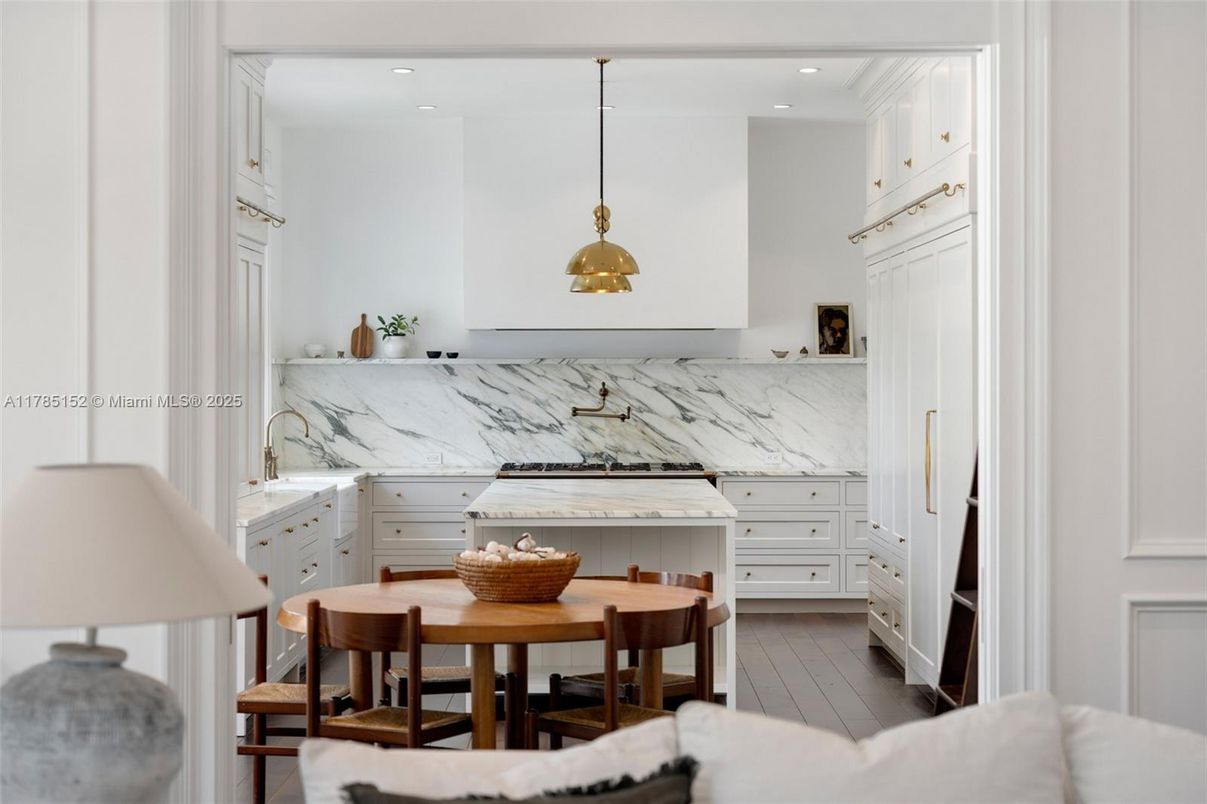 Dining room, Interior, Kitchen, Marble Walls, Pendant Lights, Recessed Lighting