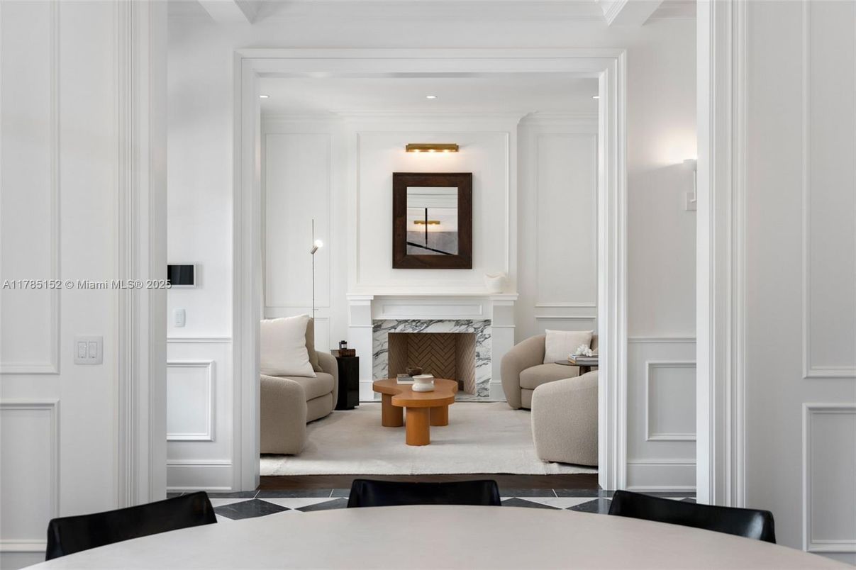 Fireplace, Interior, Living room, Recessed Lighting