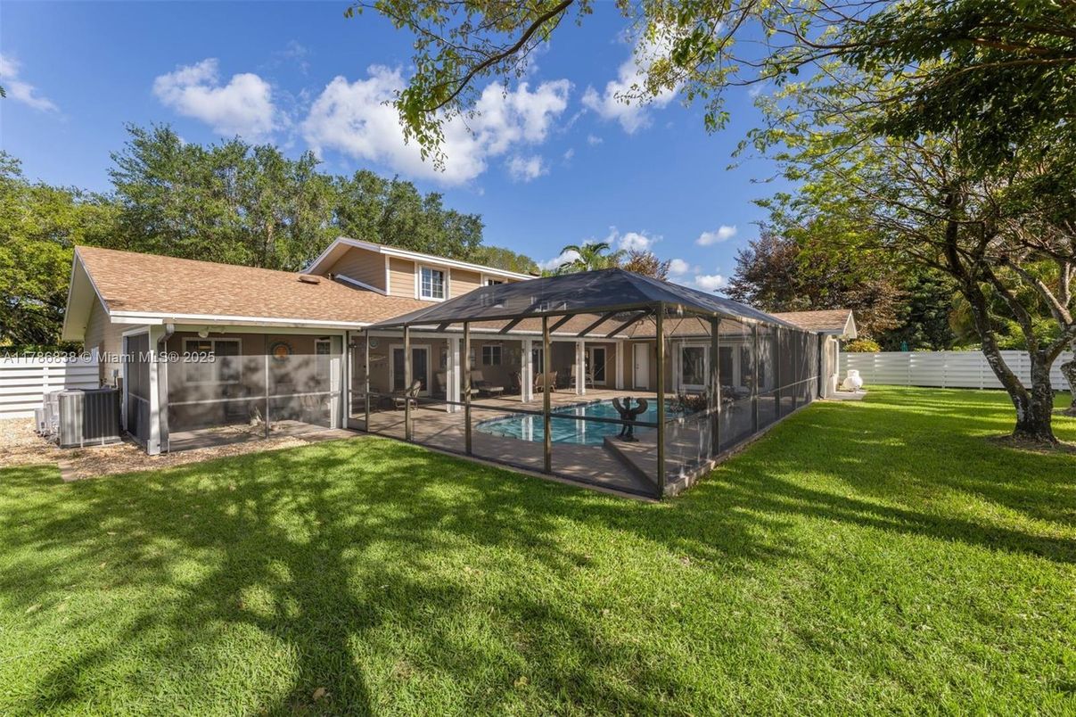 Backyard, Exterior, Pool