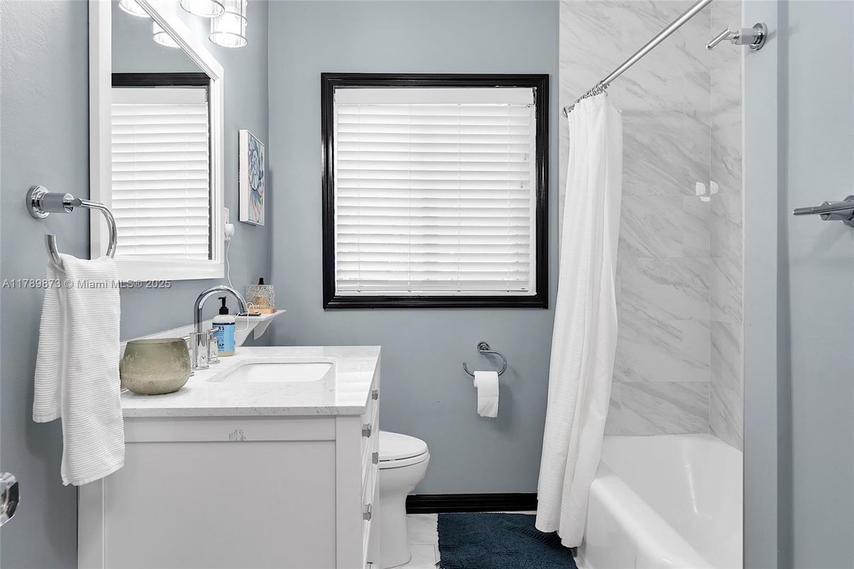 Bathroom, Interior, Marble Walls