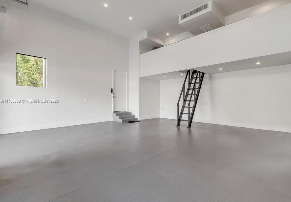 Interior, Recessed Lighting