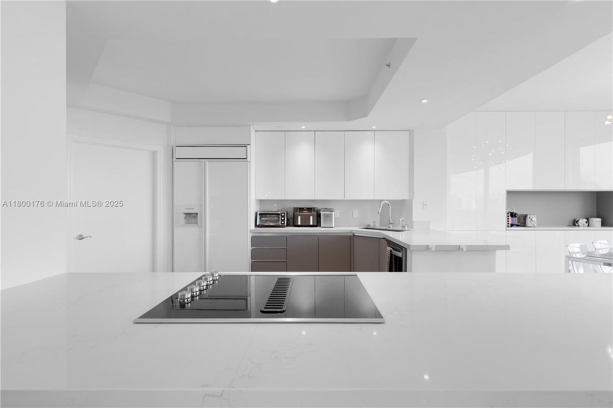 Interior, Kitchen, Recessed Lighting