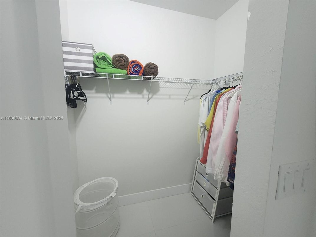 Interior, Walk-in Closets