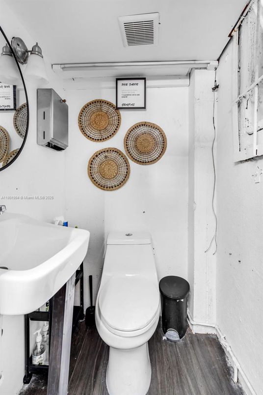 Bathroom, Interior, Wood Texture Flooring