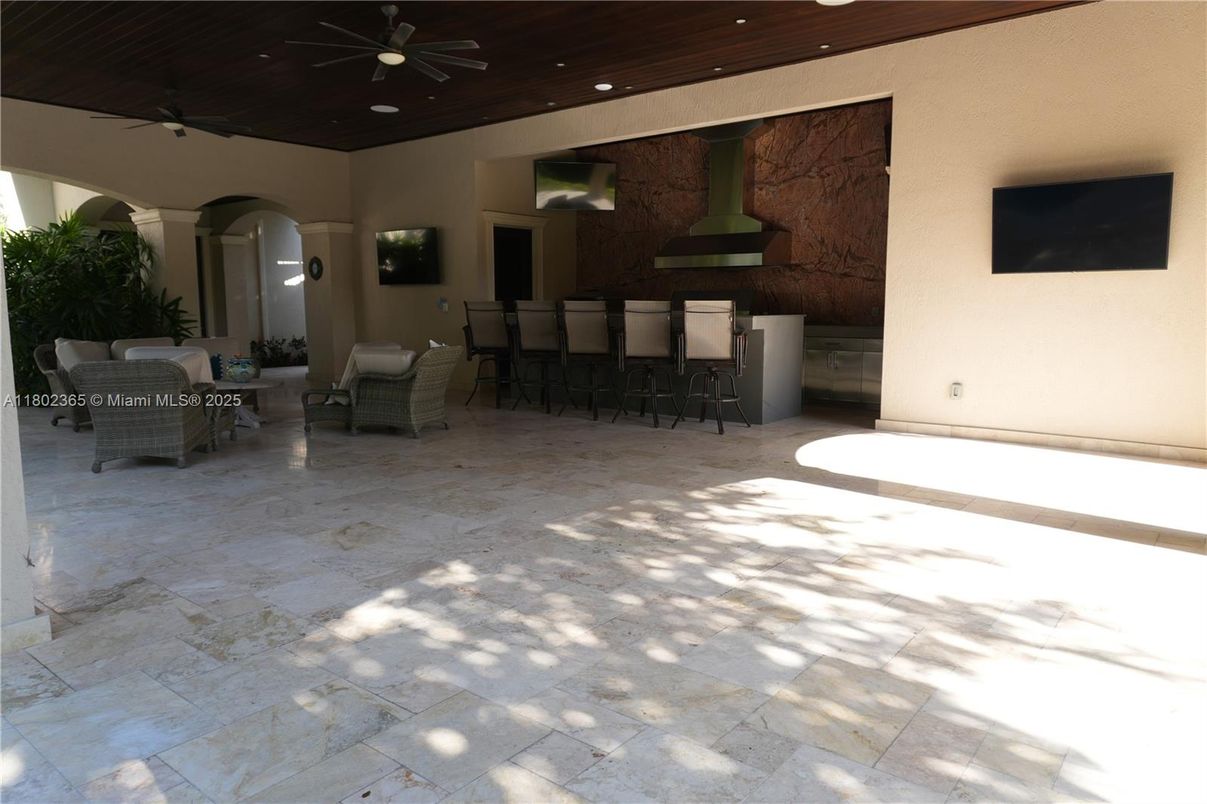 Exterior, Recessed Lighting