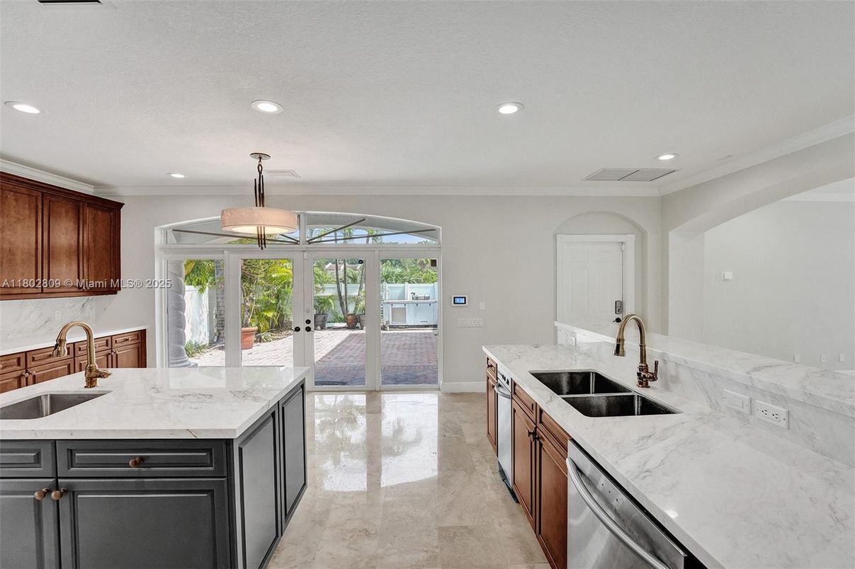 Interior, Kitchen, Recessed Lighting