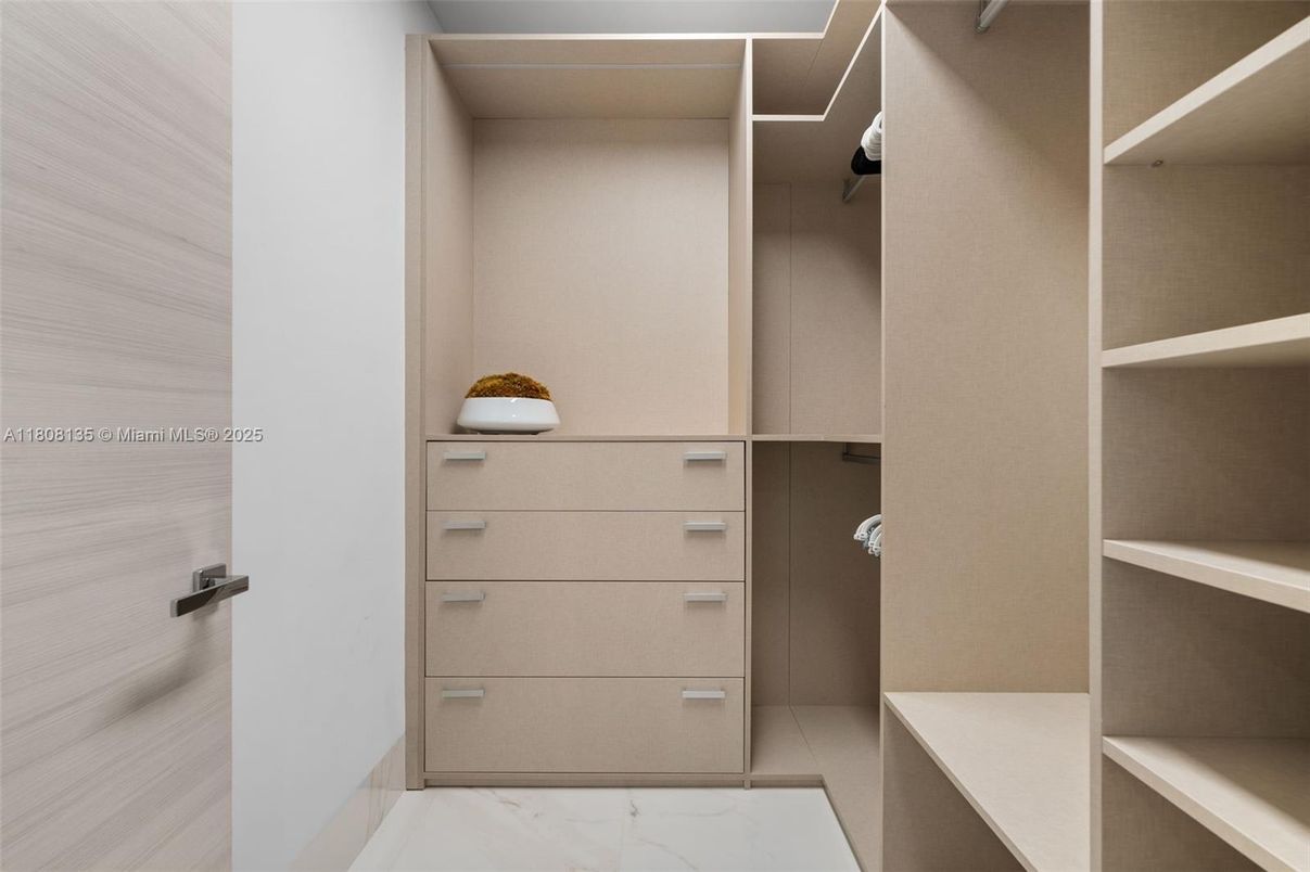 Interior, Marble, Walk-in Closets