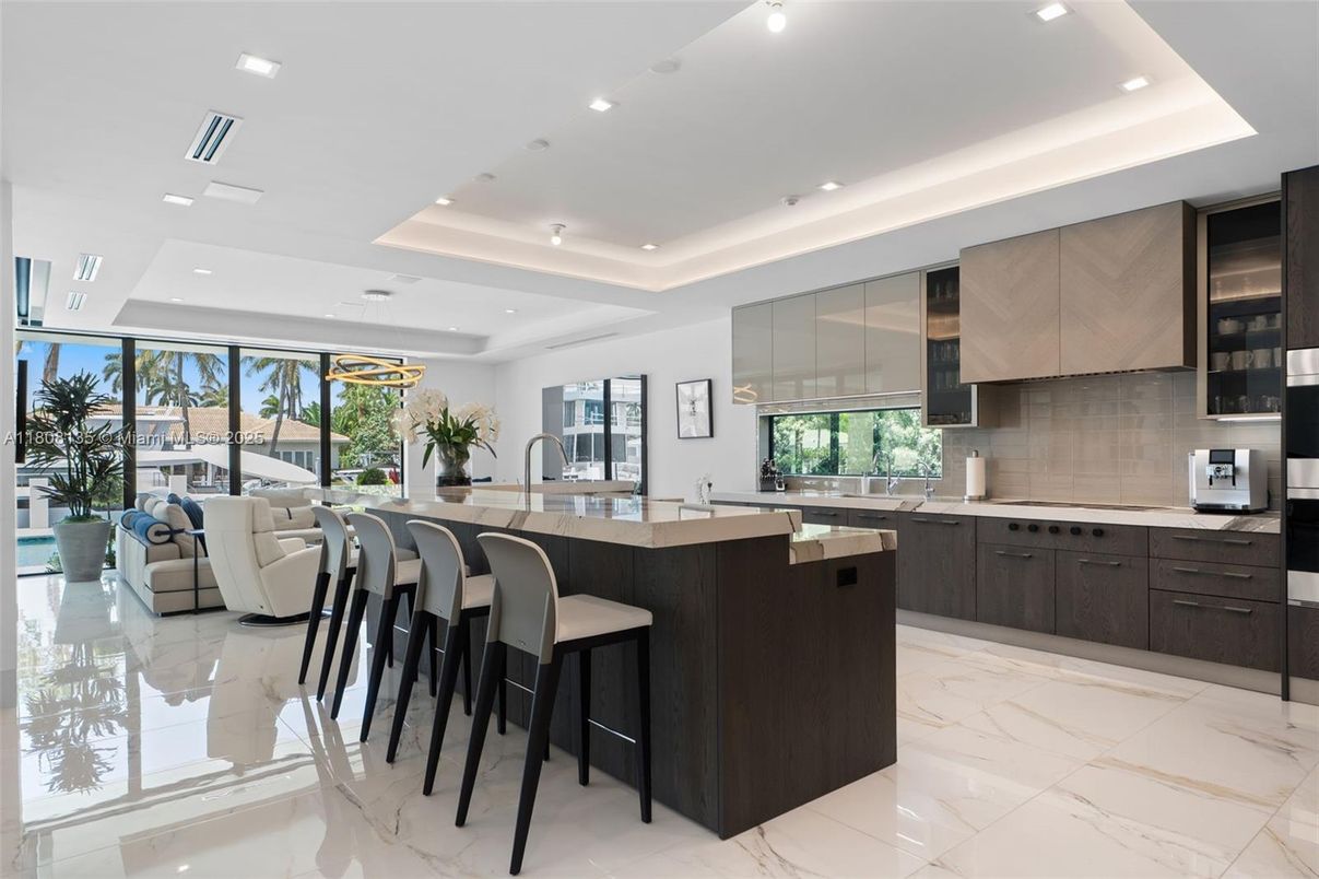 Interior, Kitchen, Living room, Marble, Pendant Lights, Recessed Lighting, Stainless Steel Appliances