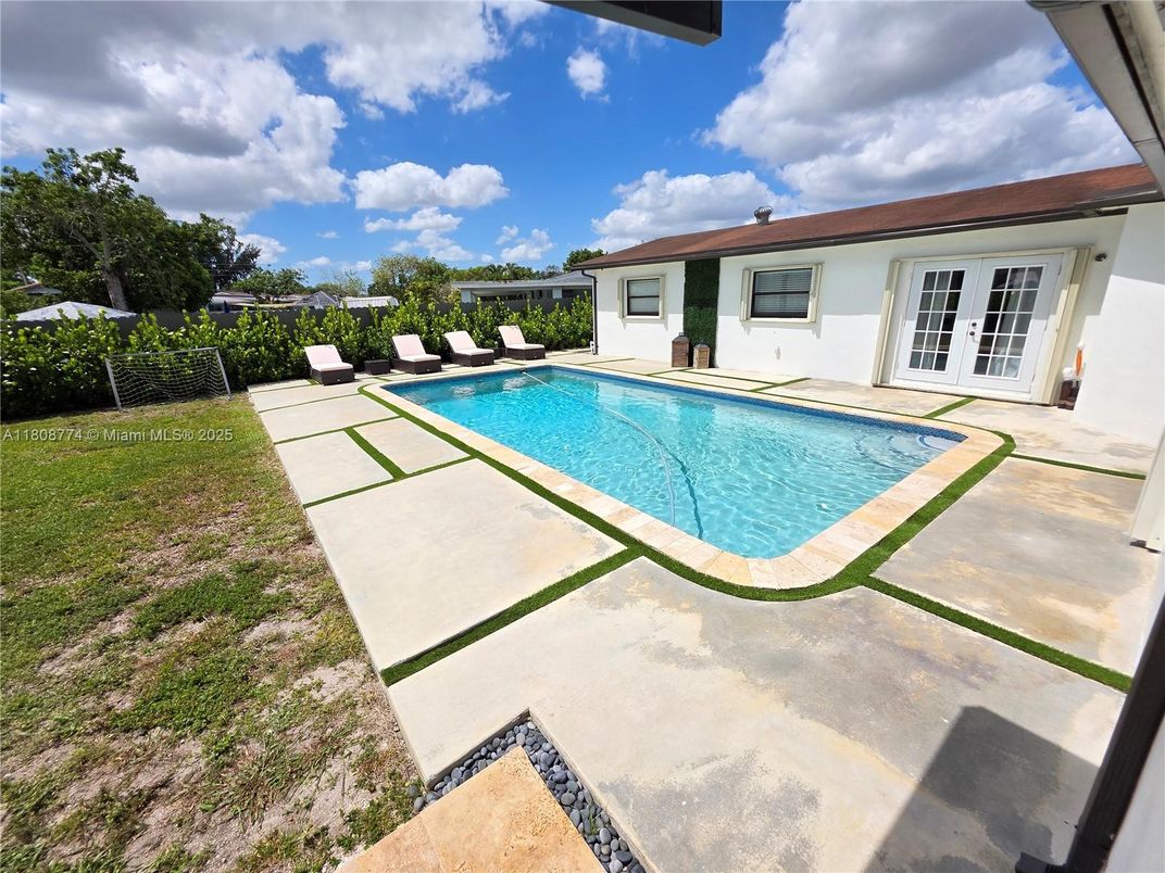 Backyard, Exterior, Pool