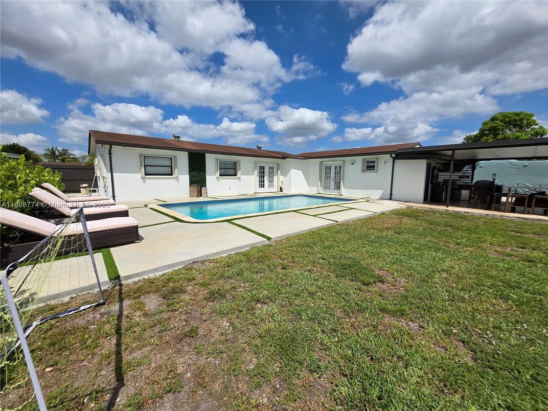 Backyard, Exterior, Pool