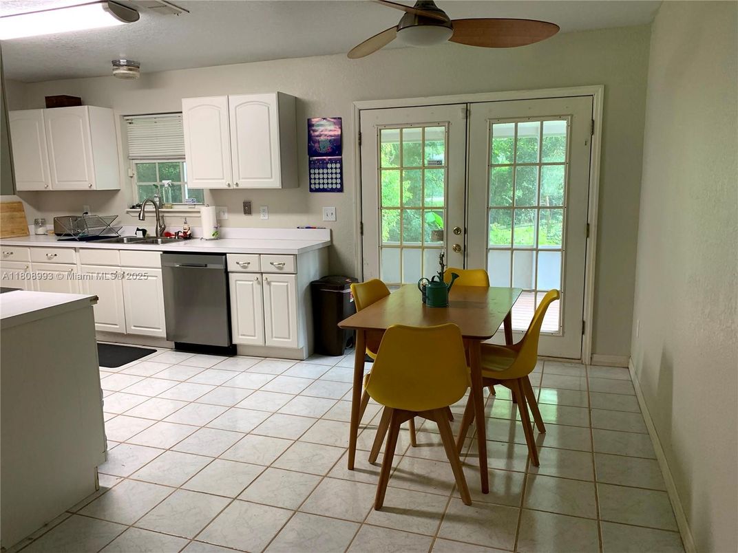 Dining room, Interior, Kitchen