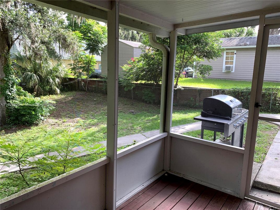 Exterior, Interior, Sun Room