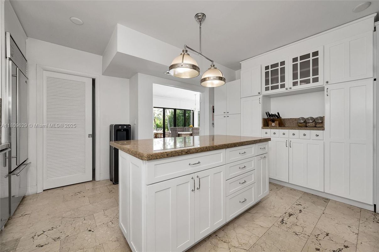 Interior, Kitchen, Pendant Lights