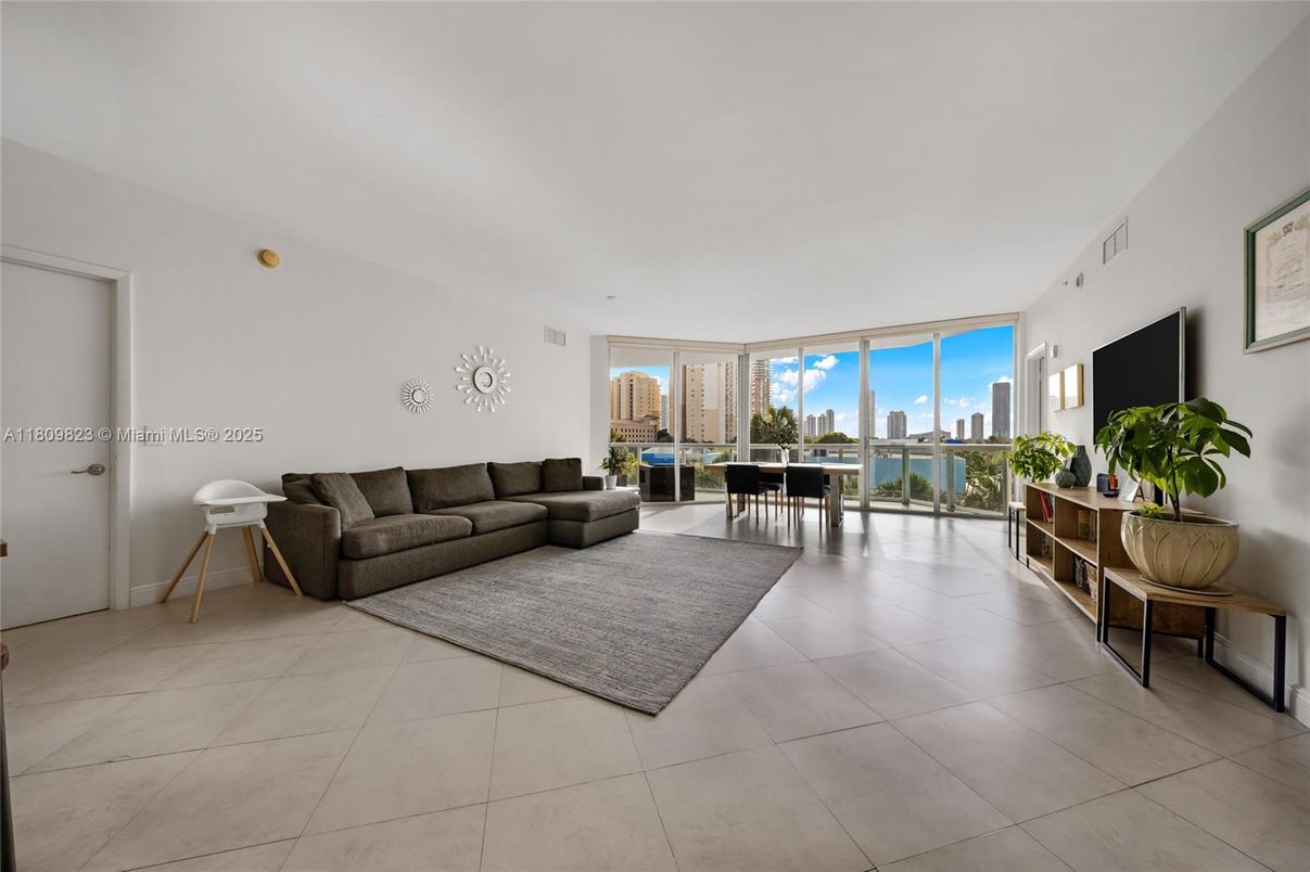Dining room, Interior, Living room