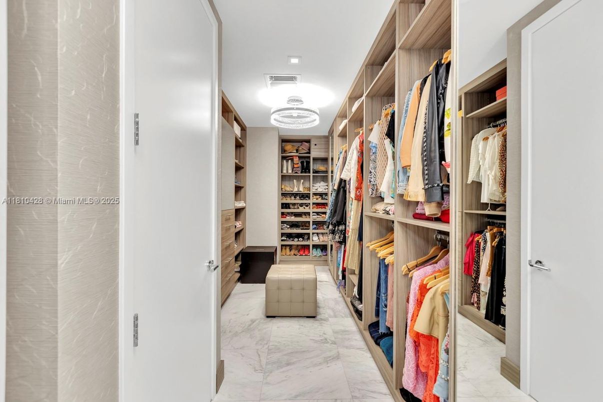 Interior, Marble, Walk-in Closets