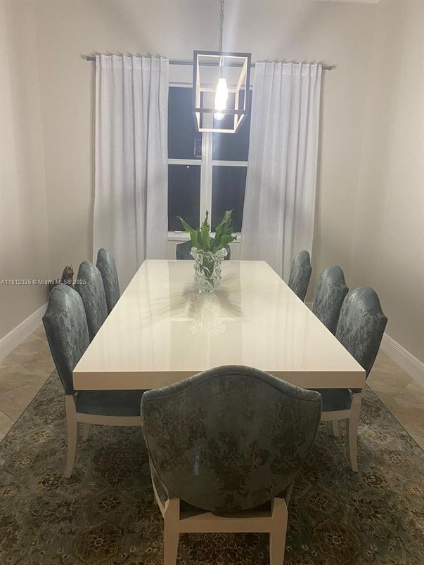 Dining room, Interior, Pendant Lights