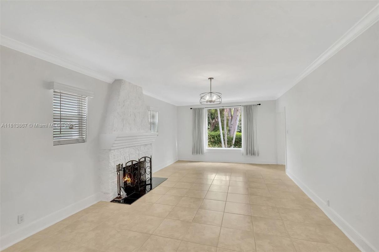 Empty room, Fireplace, Interior