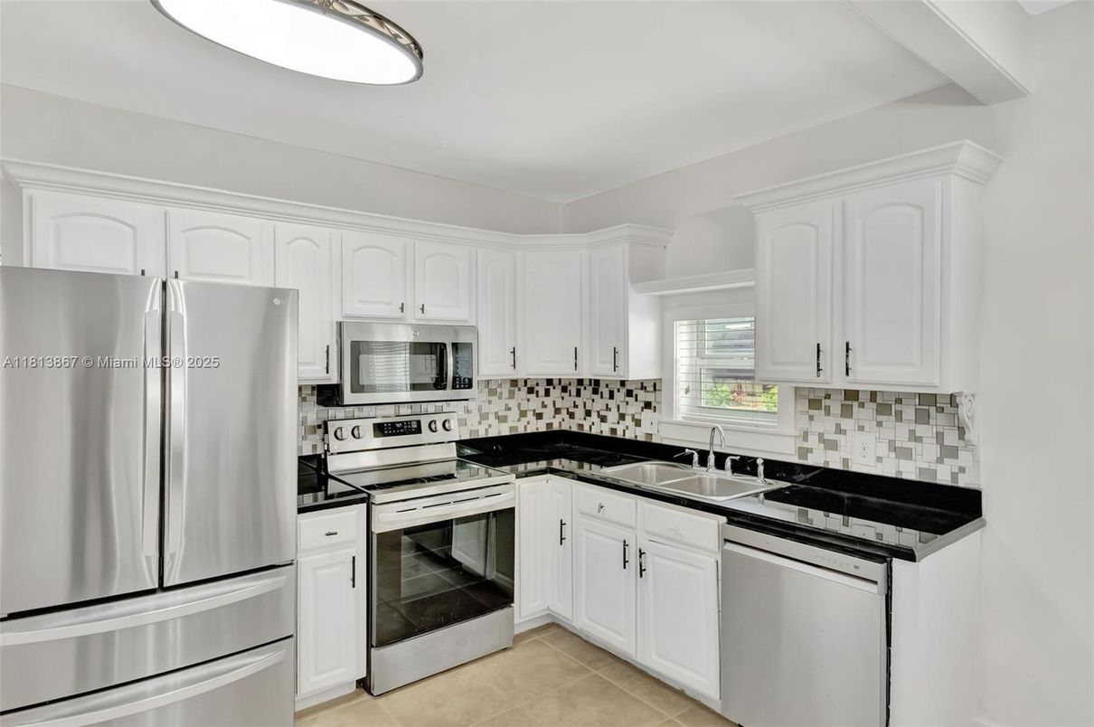 Interior, Kitchen, Stainless Steel Appliances
