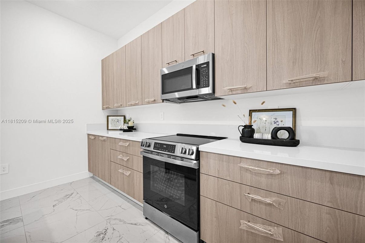 Interior, Kitchen, Marble, Stainless Steel Appliances