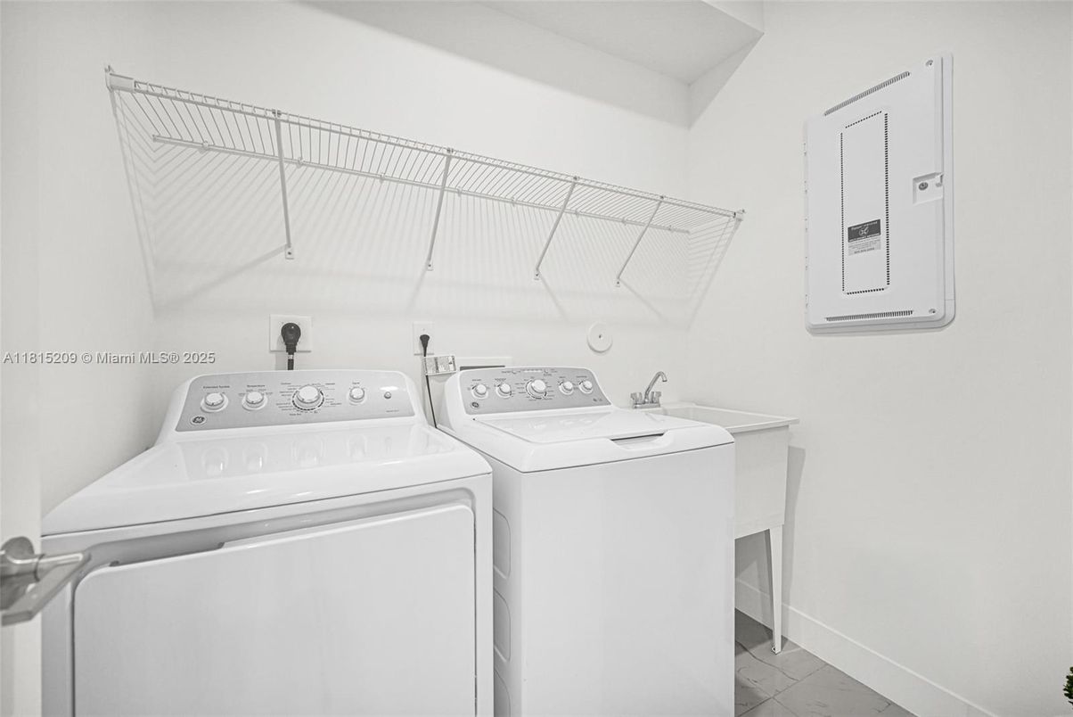Interior, Utility Closets, Washer