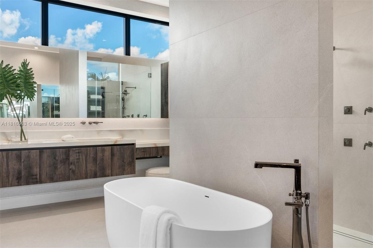Bathroom, Dual Sink Vanities, Free Standing Baths, Glass Shower, Interior