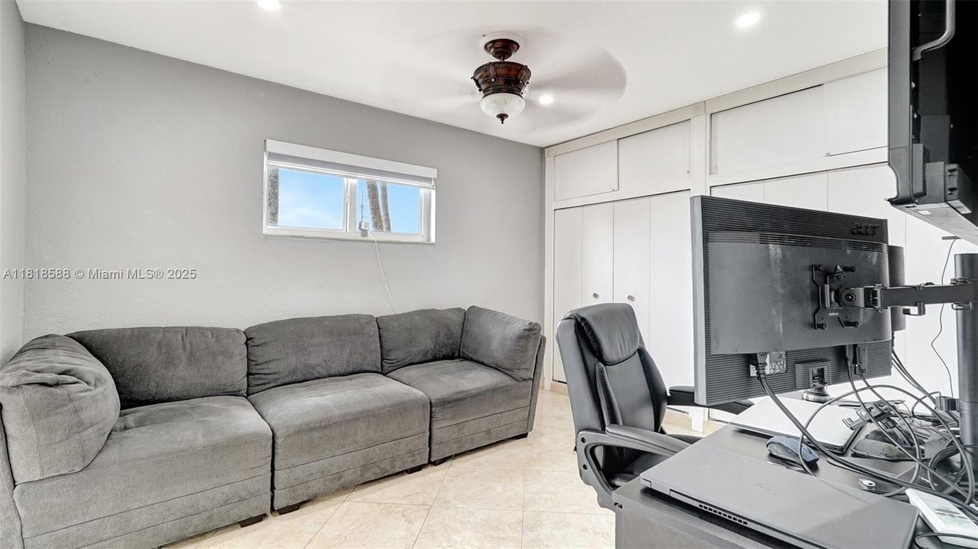 Home Office, Interior, Recessed Lighting