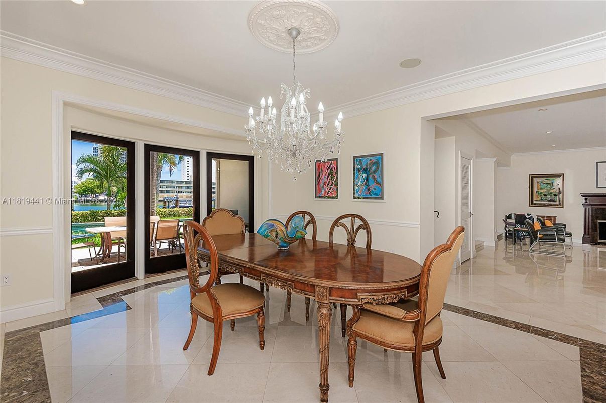 Chandelier, Dining room, Fireplace, Interior