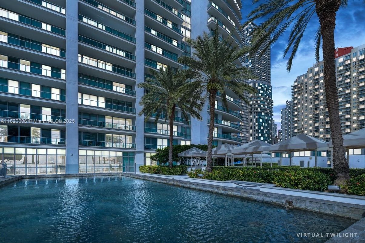 Exterior, Facade, Pool, Condo Building
