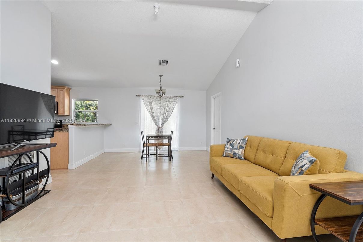 Chandelier, Interior, Recessed Lighting