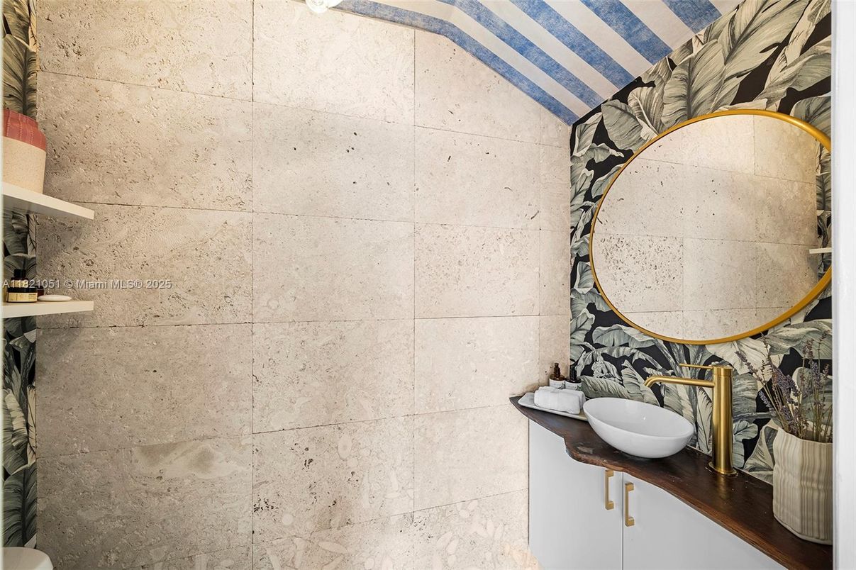 Bathroom, Interior