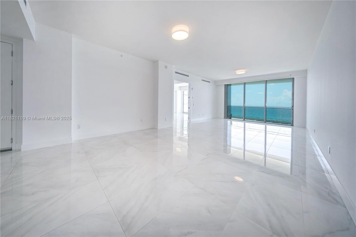 Empty room, Interior, Marble, Water