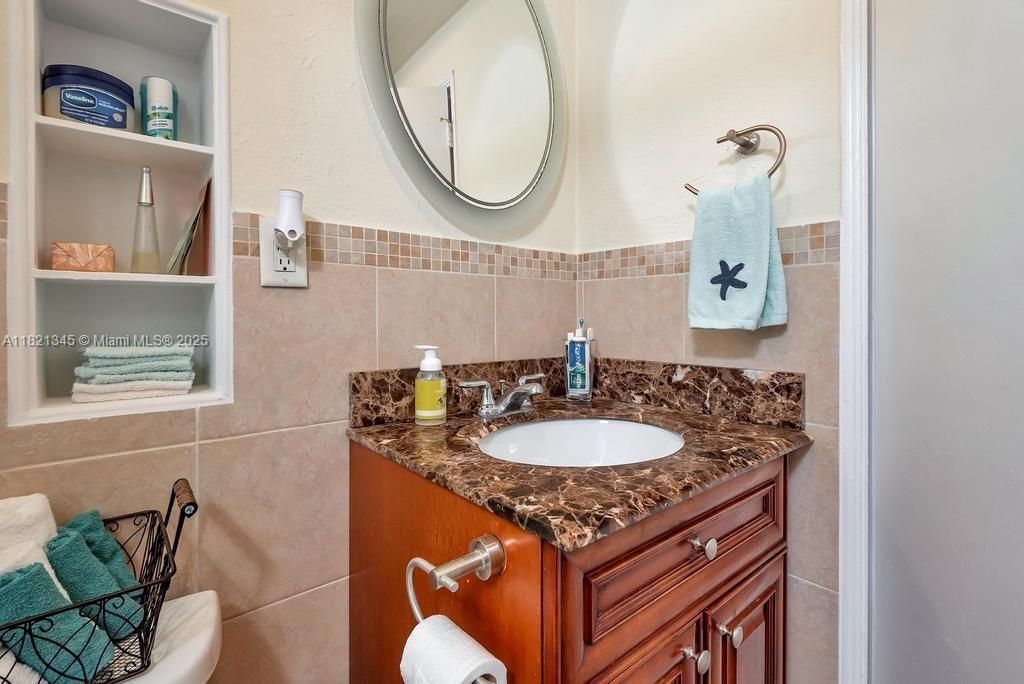 Bathroom, Interior