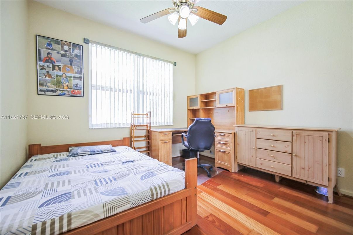 Bedroom, Home Office, Interior, Wood Texture Flooring