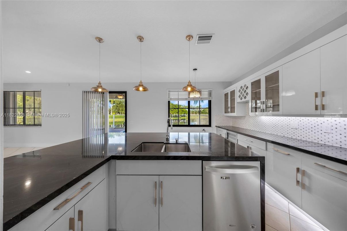 Interior, Kitchen, Pendant Lights, Recessed Lighting, Stainless Steel Appliances