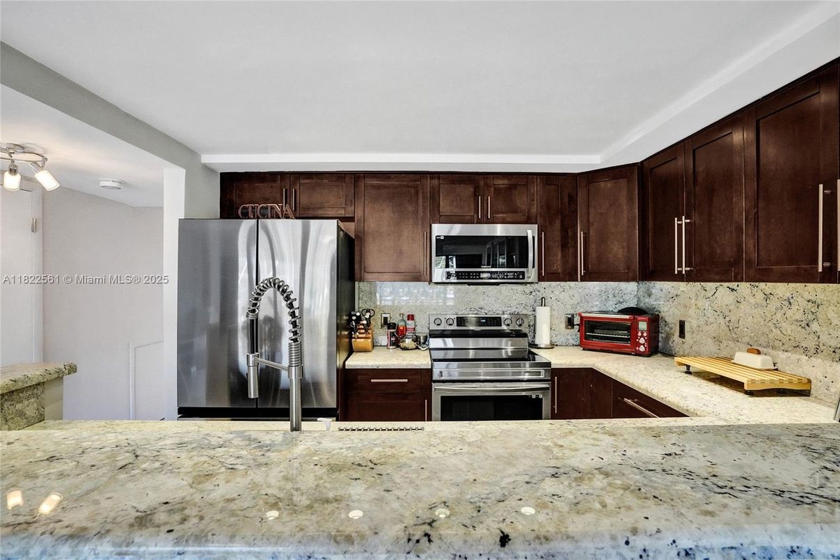 Interior, Kitchen, Stainless Steel Appliances