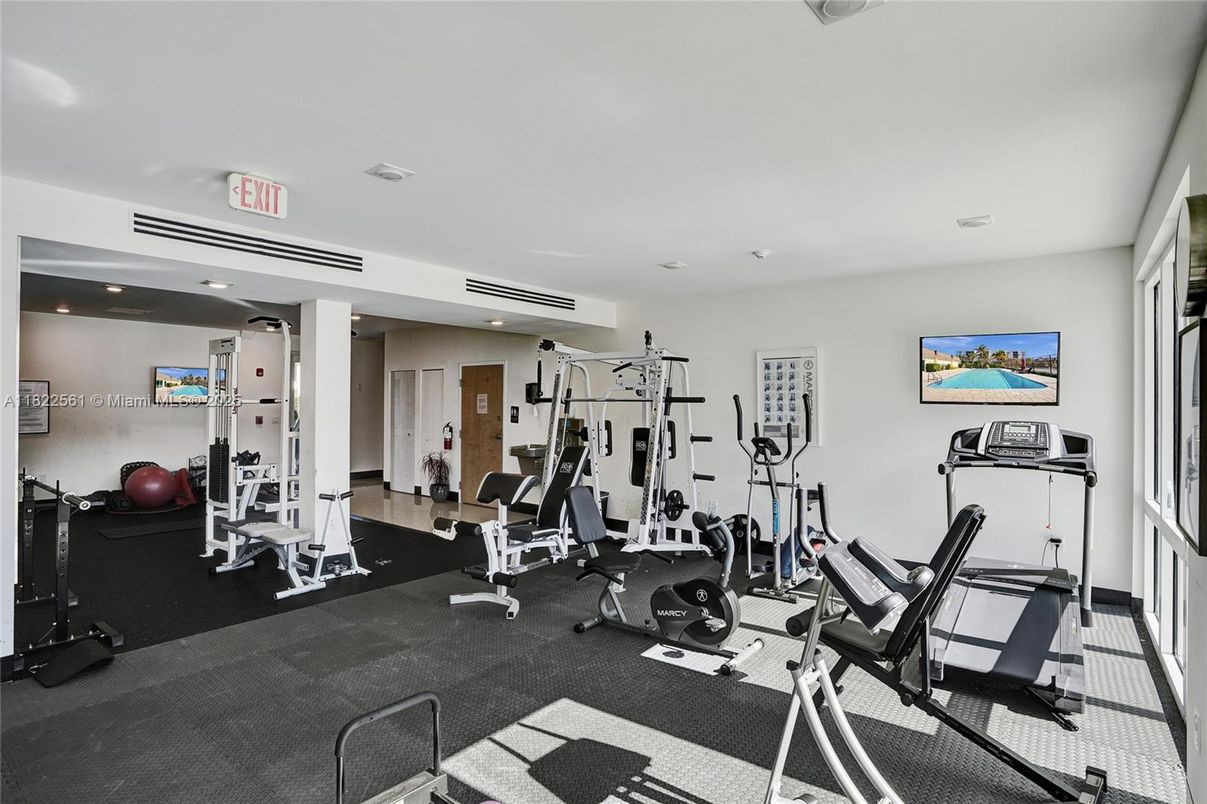 Fitness Equipment, Gym, Interior, Recessed Lighting