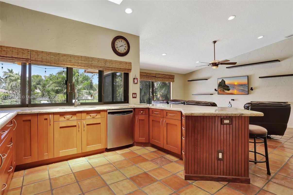 Interior, Kitchen, Recessed Lighting