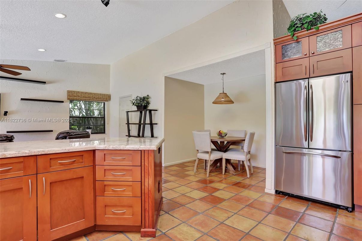 Dining room, Interior, Kitchen, Pendant Lights, Recessed Lighting