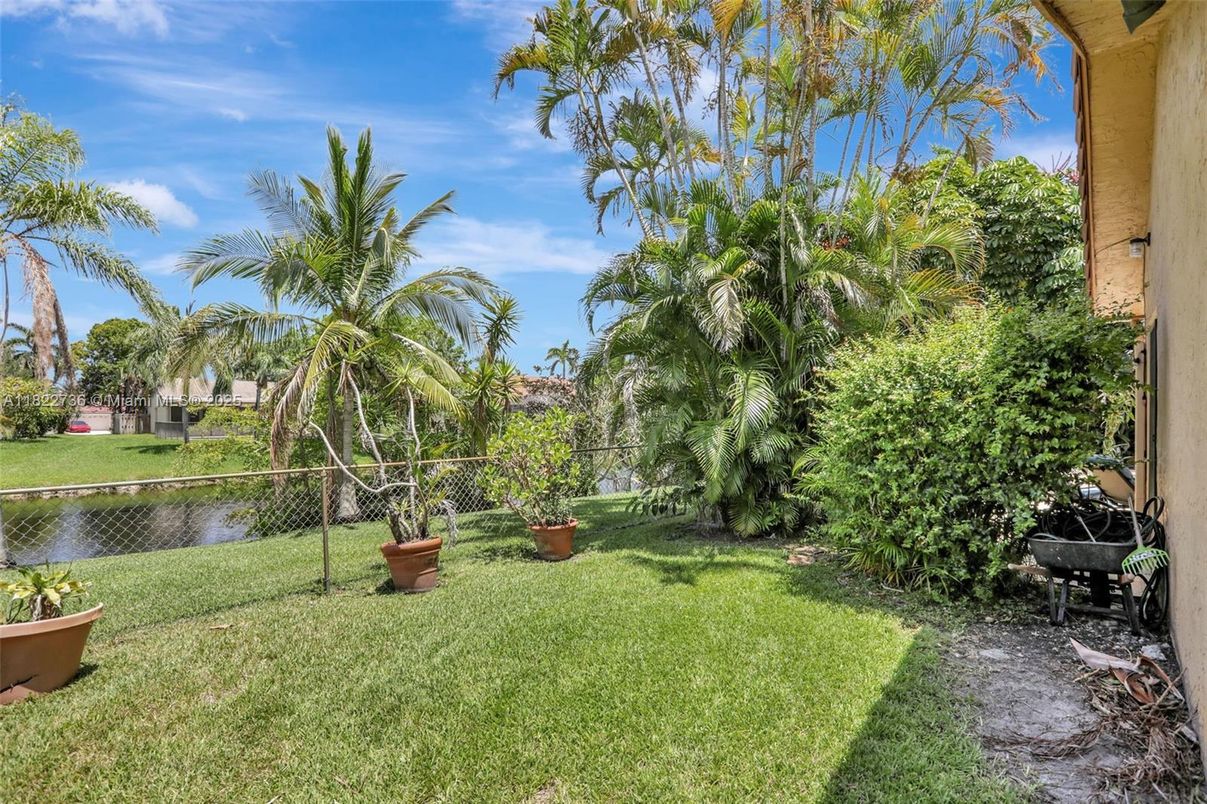 Backyard, Exterior, Water