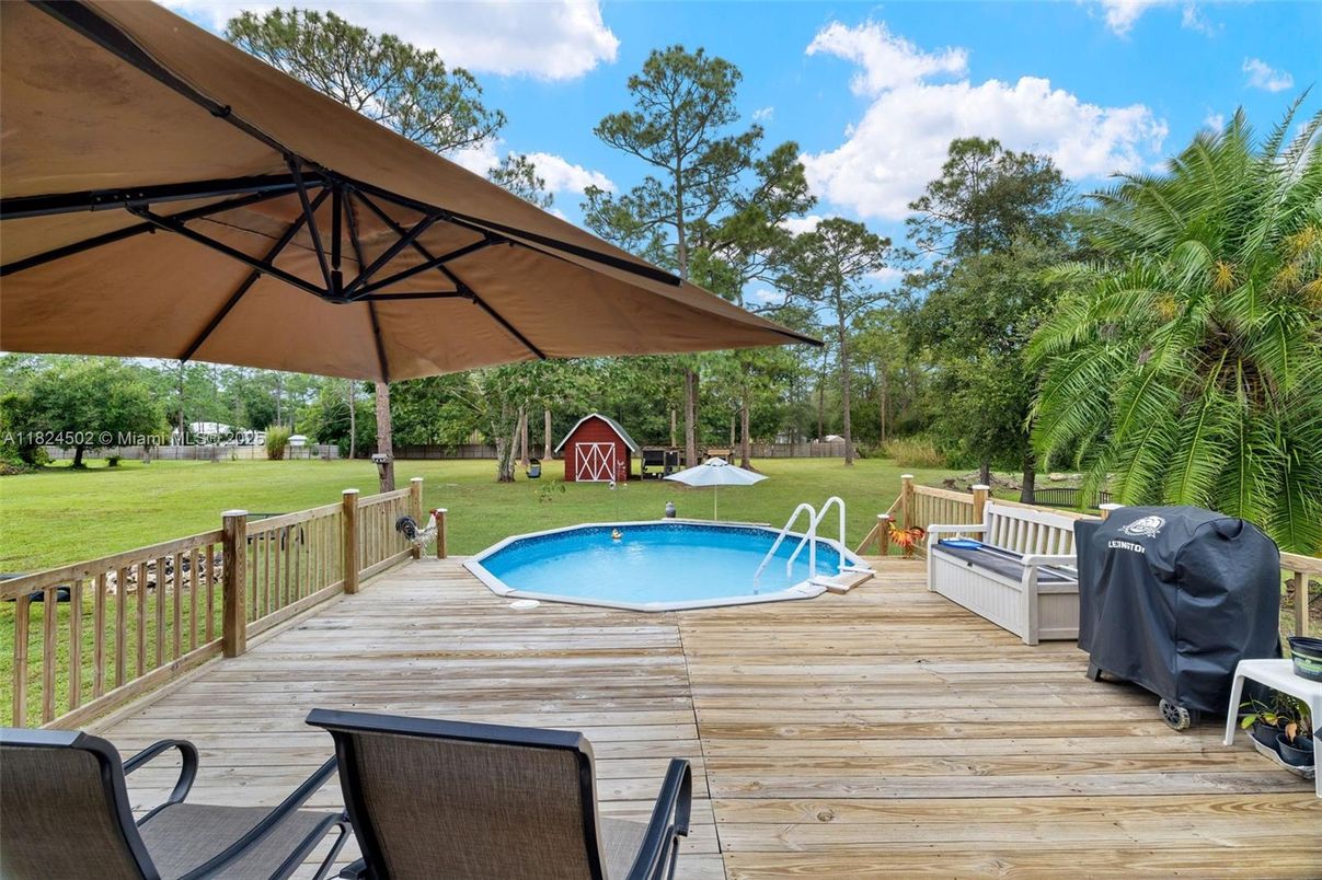 Backyard, Exterior, Pool