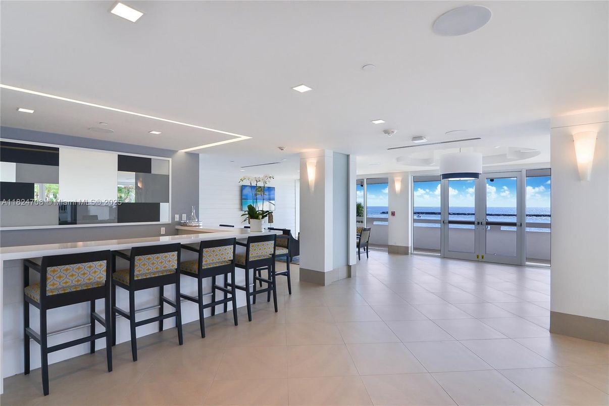 Interior, Recessed Lighting