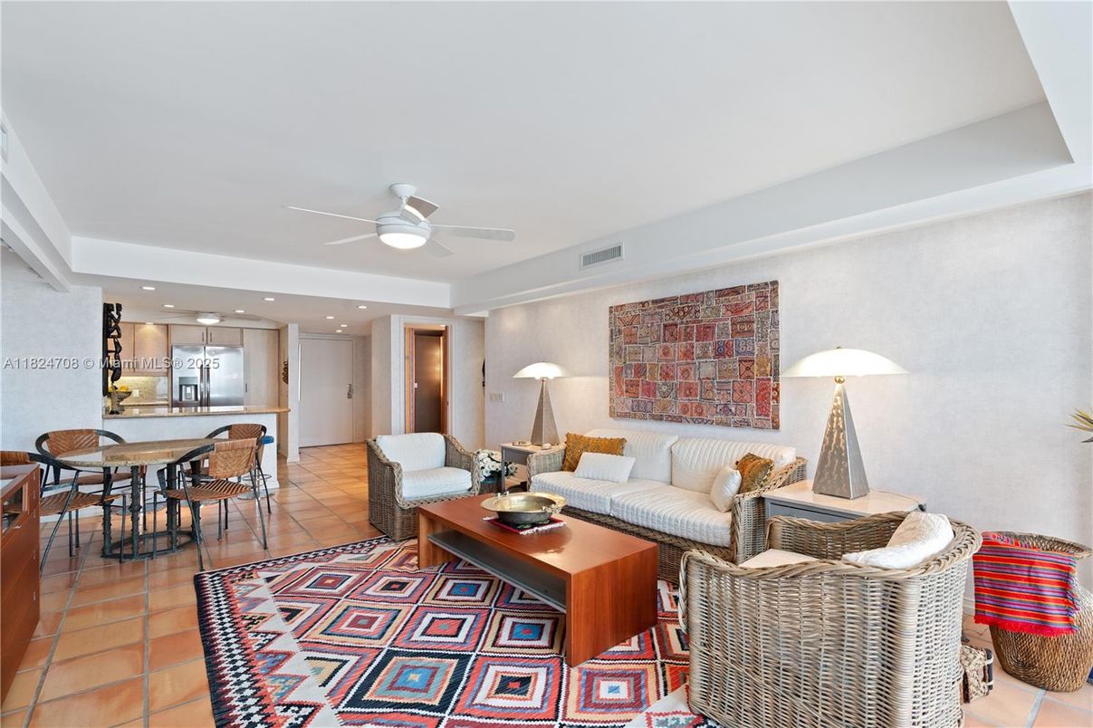 Dining room, Interior, Living room, Recessed Lighting