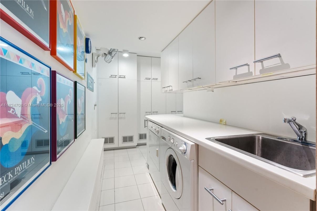 Interior, Recessed Lighting, Washer